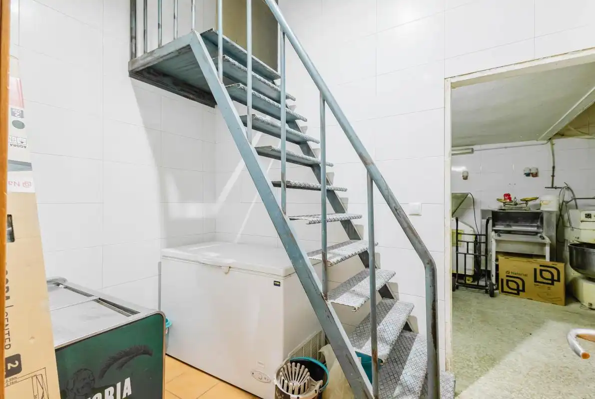 Local en venta en Marbella con Calefacción