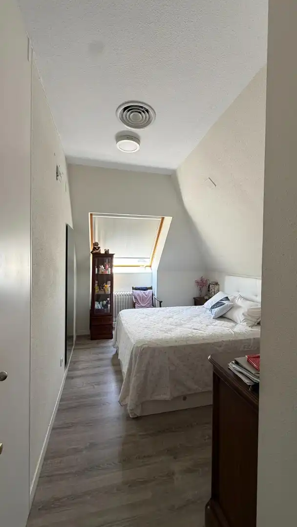 Dormitori de Àtic en venda en Collado Villalba amb Aire condicionat, Calefacció i Jardí privat
