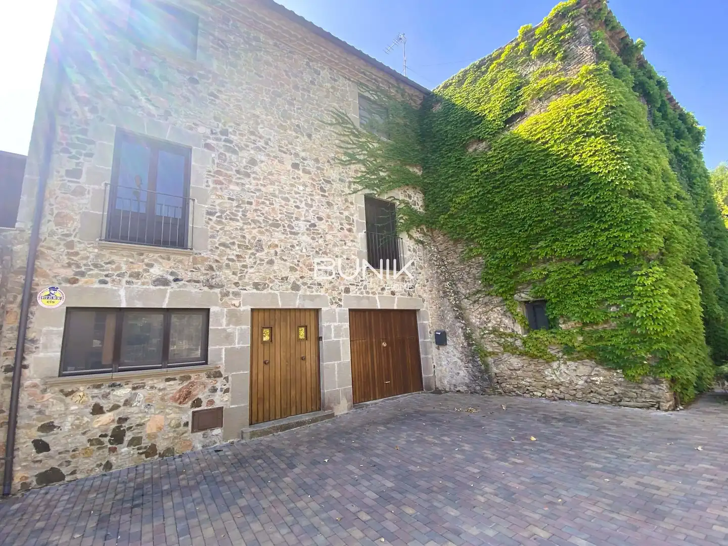 Vista exterior de Casa o xalet en venda en Torrent (Girona) amb Aire condicionat, Calefacció i Terrassa