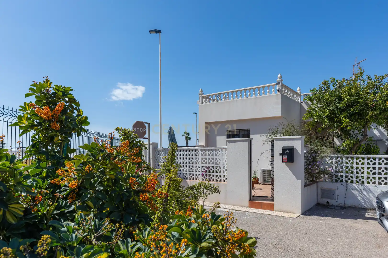 Casa adosada en venta en Carrer Àries, 5, Torrevieja, Spain, 5, Zona Carrefour - Urbanizaciones