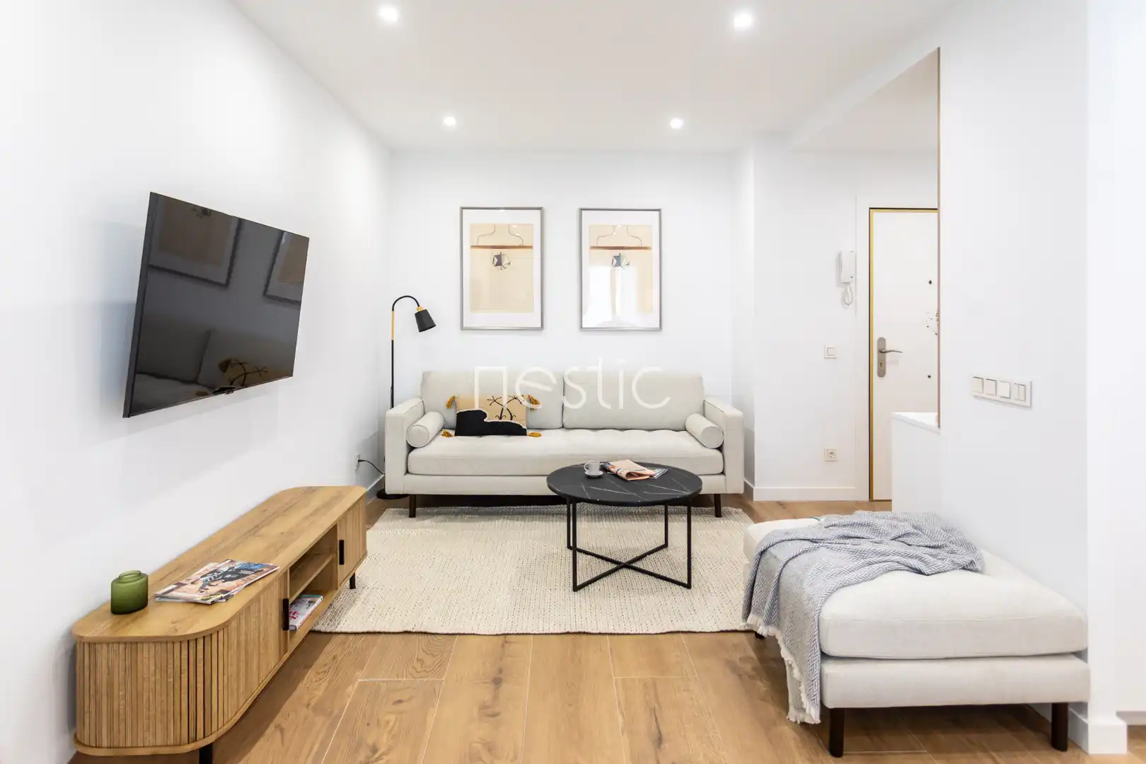 Sala d'estar de Apartament de lloguer en Madrid amb Aire condicionat, Calefacció i Terrassa