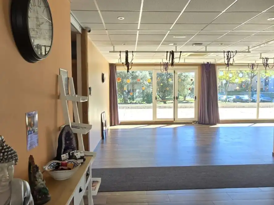 Business premises to rent in Carrer Castell de Tona 22, imagen 3