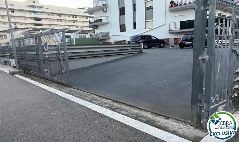 Parkplatz zum Verkauf in Muga - Gran Reserva - Badia, imagen 4