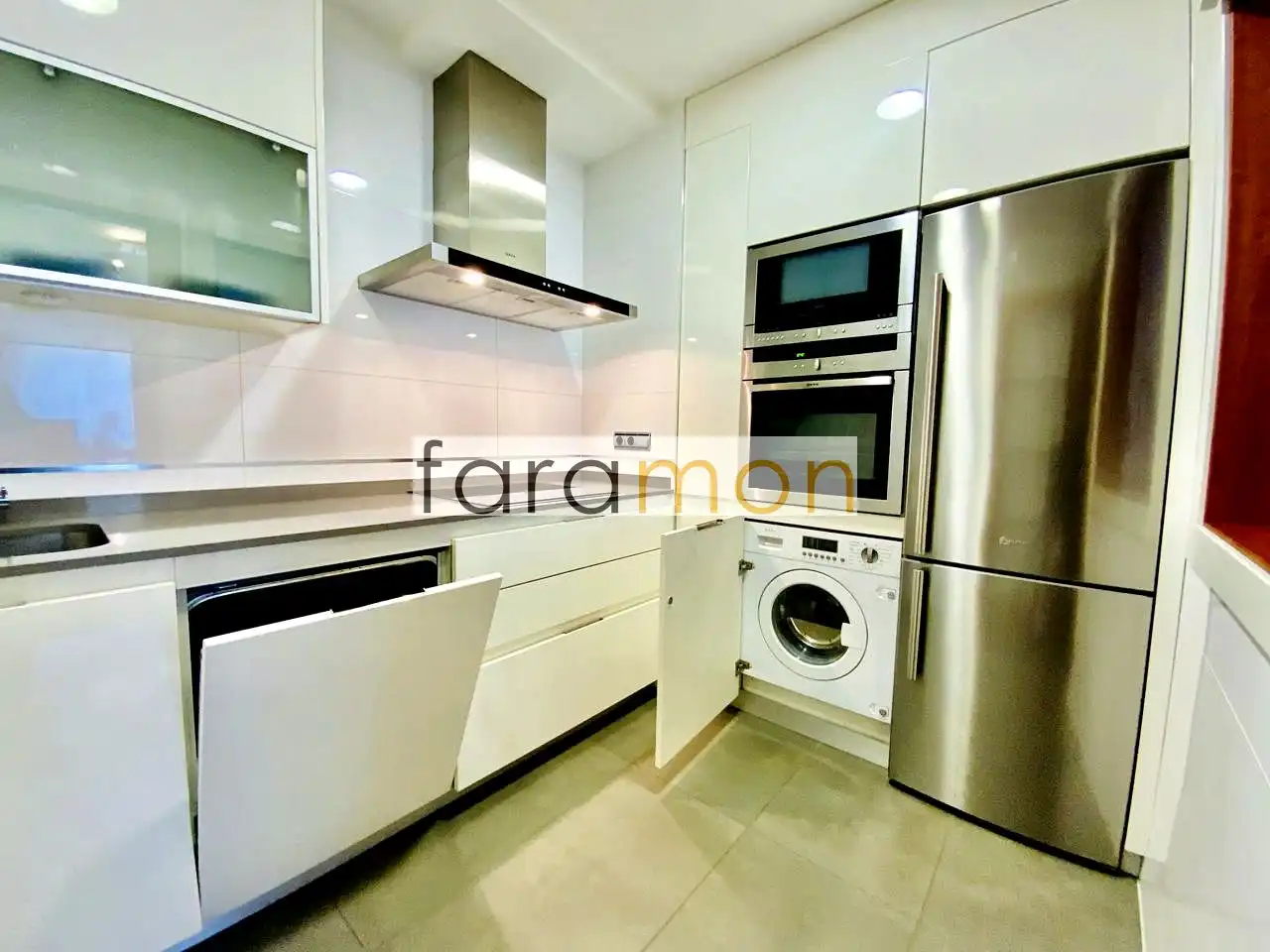 Apartments for rent in Rúa Carral, Centro - Areal