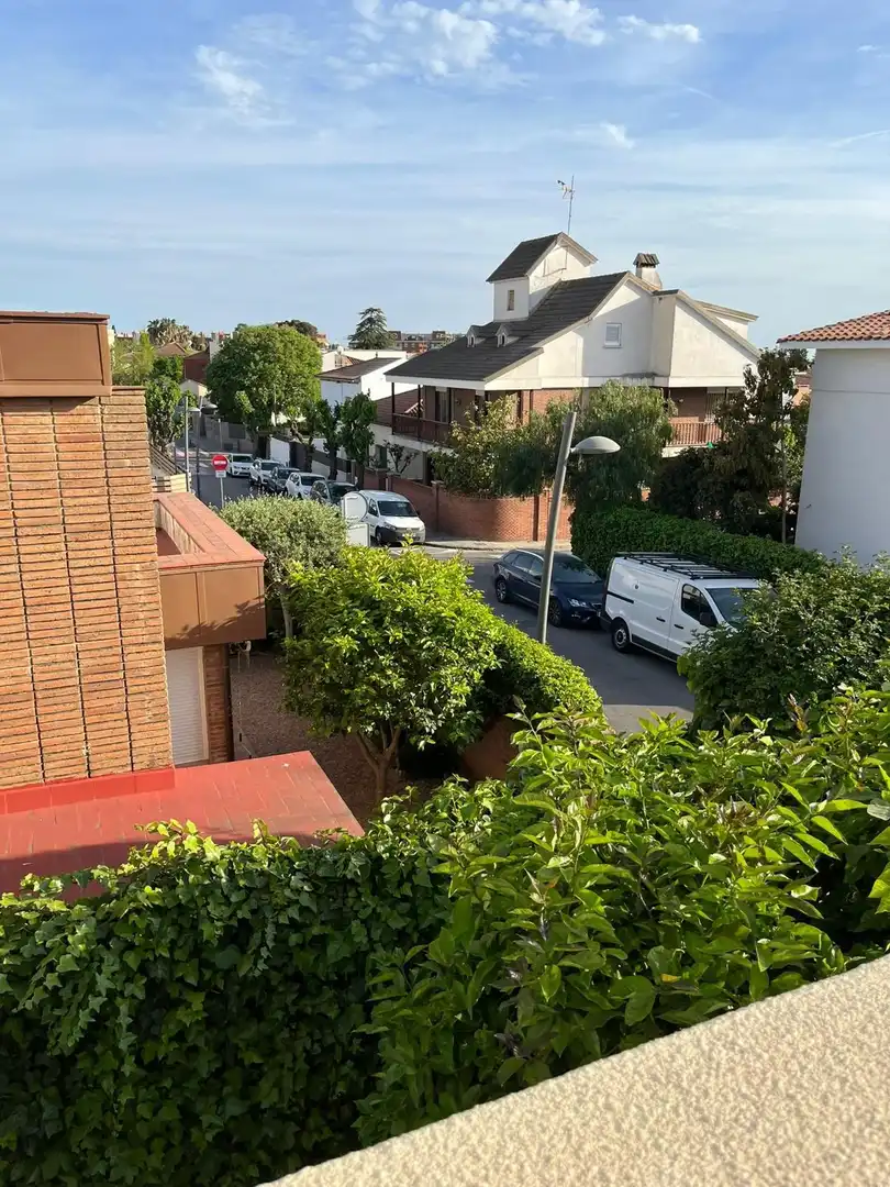 Exterior view of Houses for rent in Sant Just Desvern  with Air Conditioner, Heating and Terrace