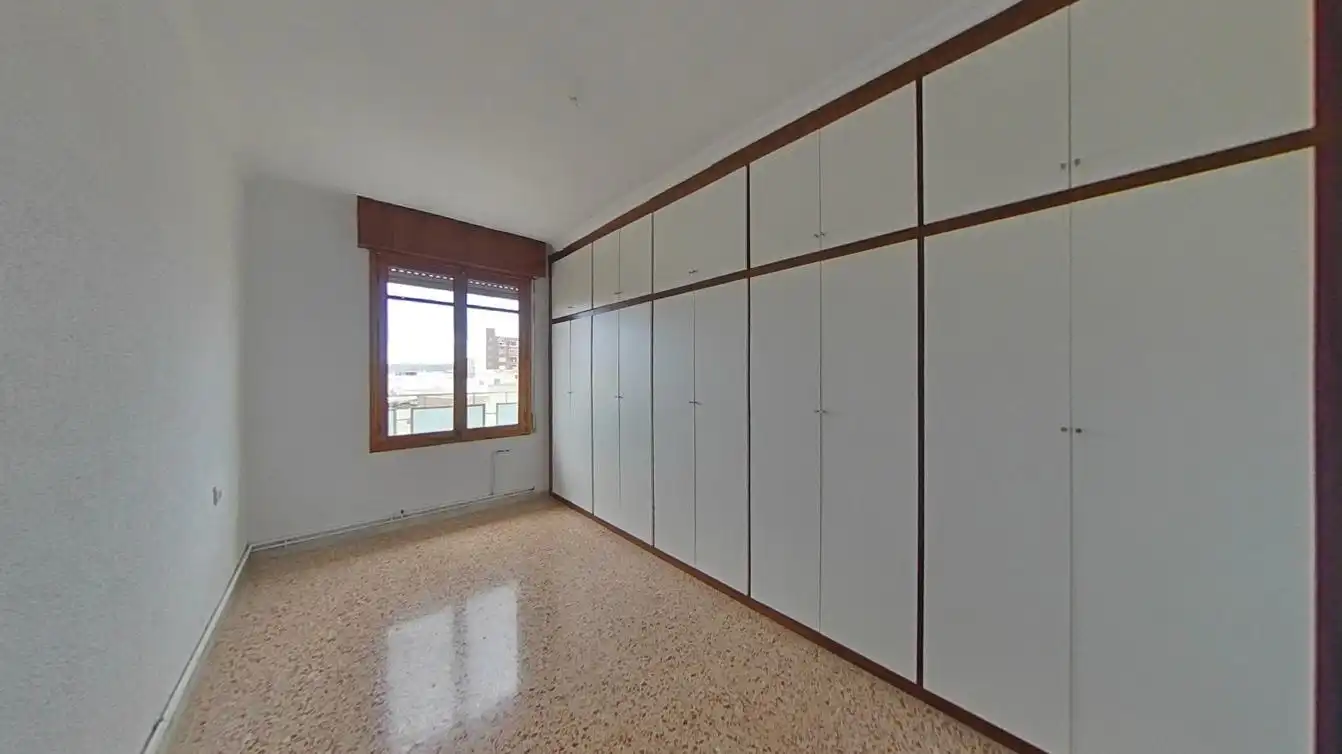 Habitación de Piso en venta en Villena