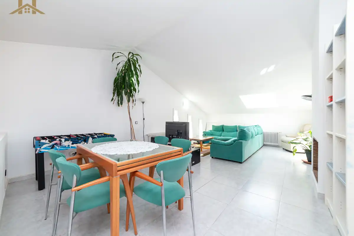 Sala d'estar de Casa o xalet en venda en Galapagar amb Aire condicionat, Calefacció i Piscina