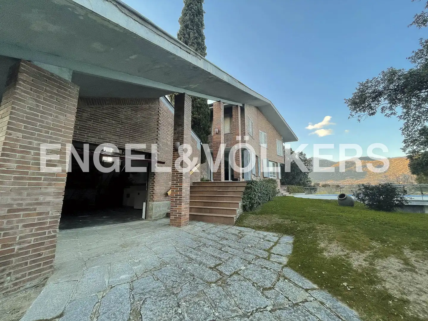 Exterior view of Houses for rent in El Boalo - Cerceda – Mataelpino  with Air Conditioner, Heating and Private garden