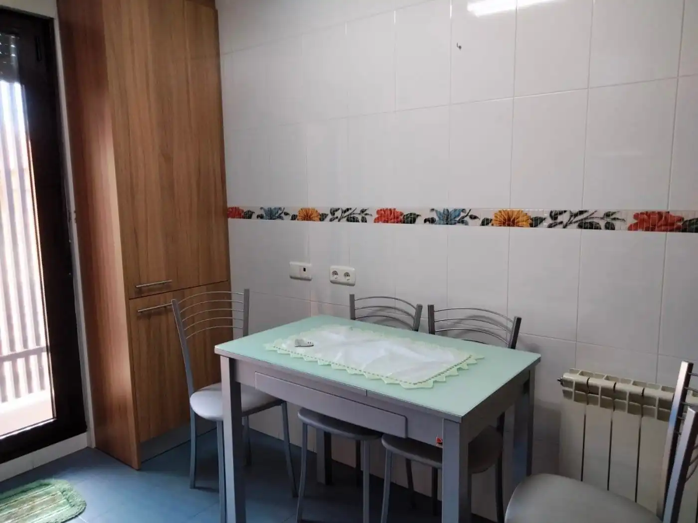 Cocina de Piso en venta en Valderas con Parquet, Amueblado y TV