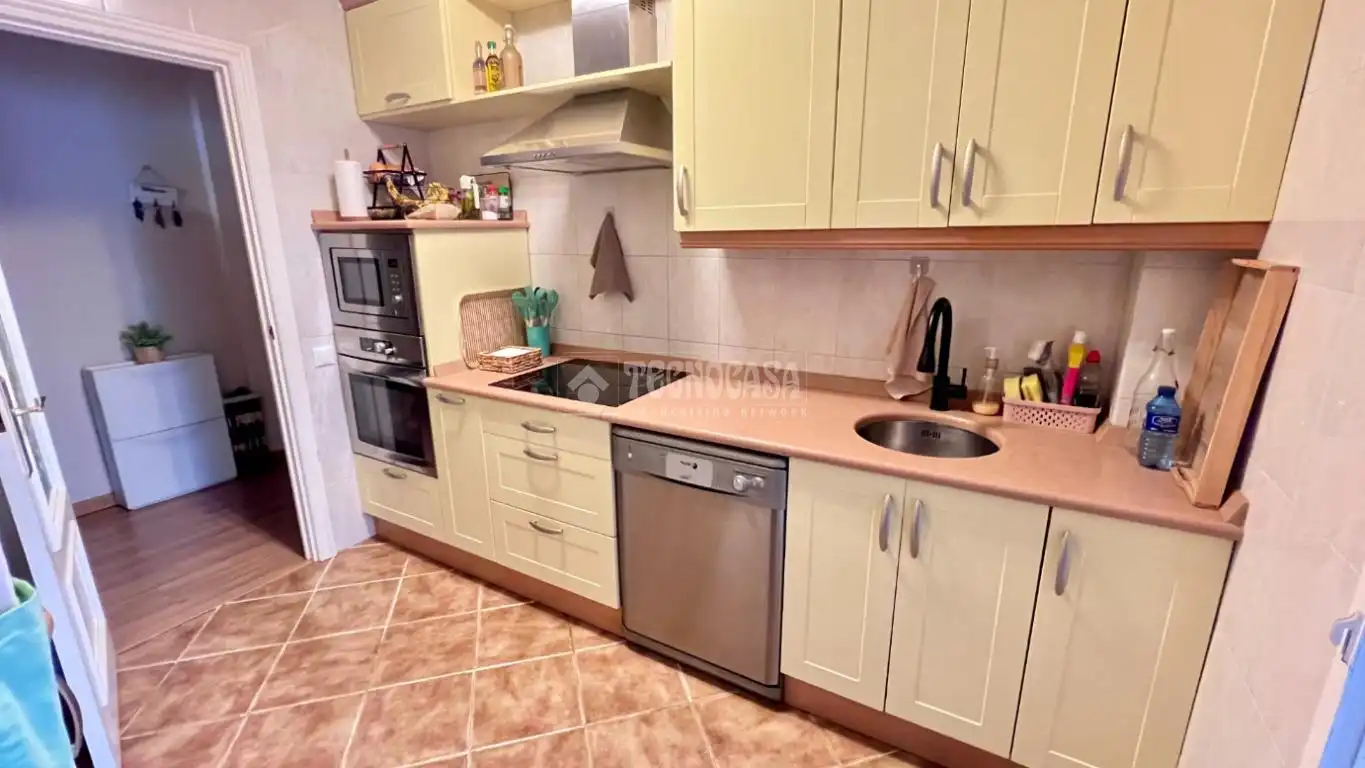 Cocina de Piso en venta en Alcalá de Henares con Aire acondicionado, Calefacción y Terraza