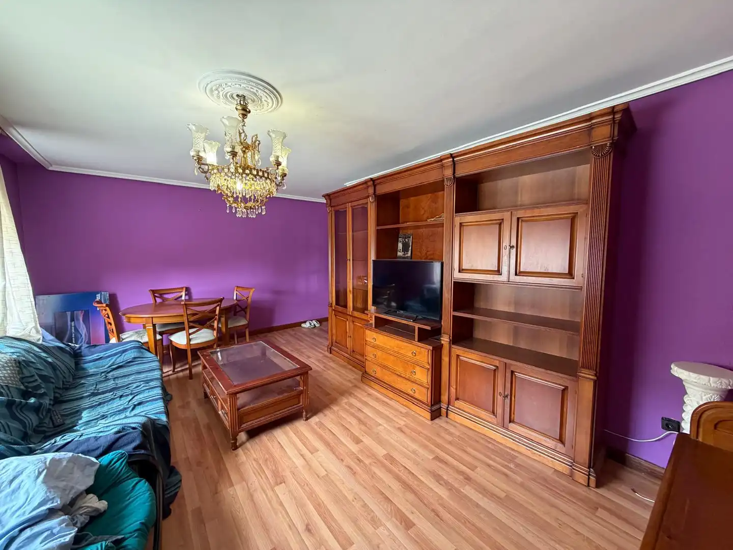 Sala de estar de Piso en venta en Venta de Baños con Calefacción, Parquet y Terraza