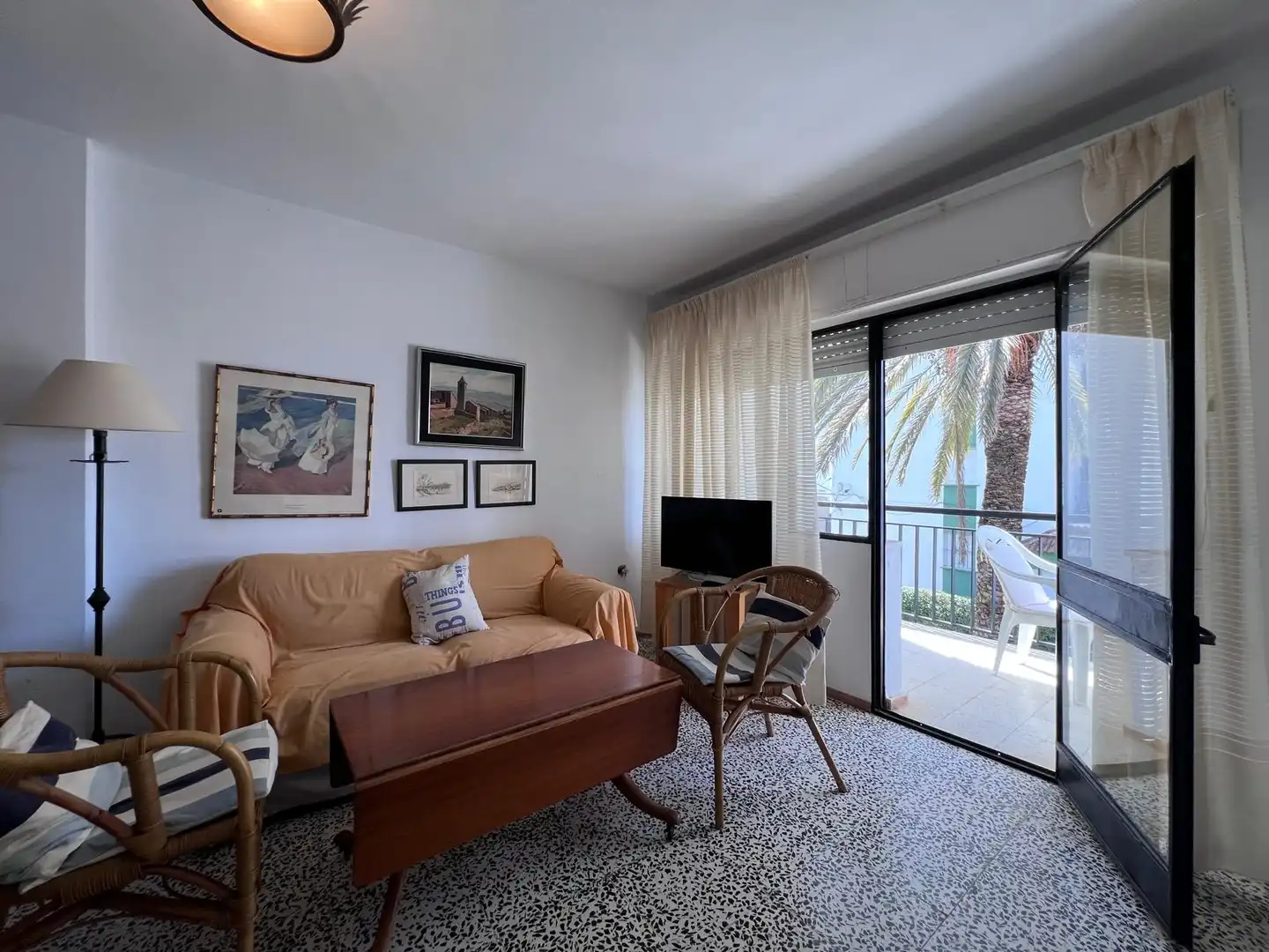Sala d'estar de Apartament en venda en La Antilla amb Terrassa i Moblat