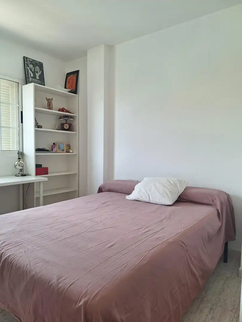 Dormitori de Casa adosada de lloguer en Murcia amb Aire condicionat, Terrassa i Moblat