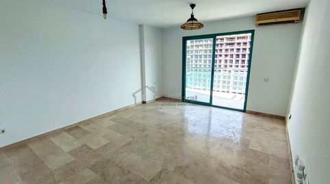 Foto 2 de Apartament en venda a Avinguda de la Vila Joiosa, Playa Poniente, Benidorm