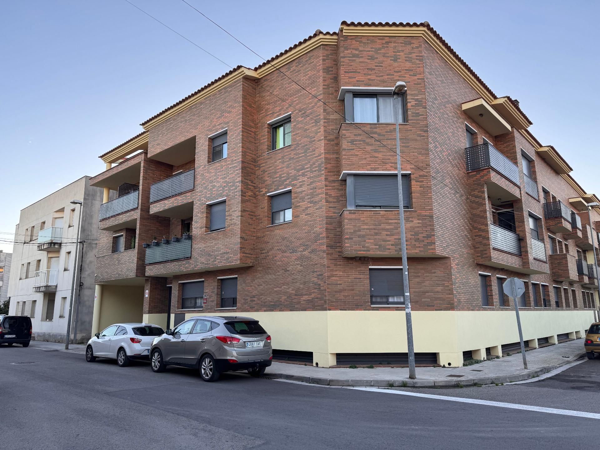 Vista exterior de Ático en venta en Deltebre con Terraza y Balcón