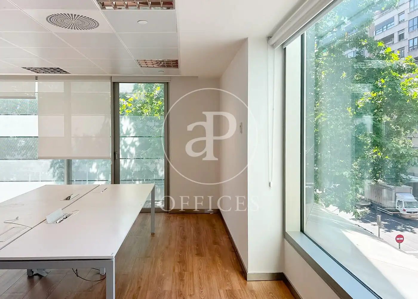 Office for rent in Madrid  with Air Conditioner and Heating