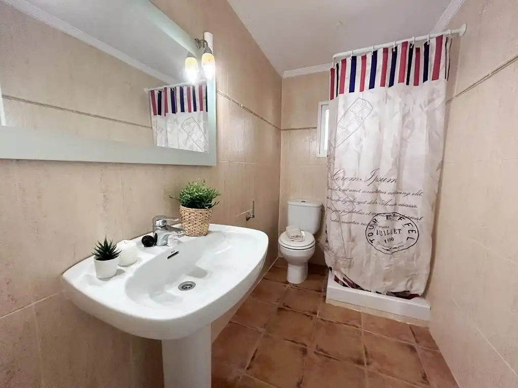 Habitació a BARCELONA, 6, Puçol Ciudad