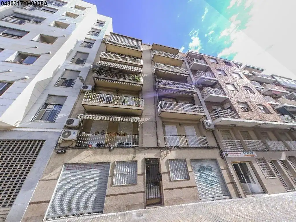 Vista exterior de Pis en venda en Elche / Elx