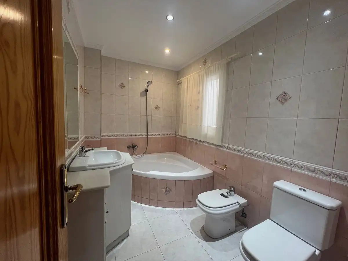 Terraced house for sale in Estepona Pueblo, imagen 35