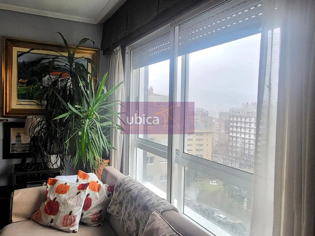 Habitación de Piso en venta en Vigo  con Calefacción, Parquet y Trastero