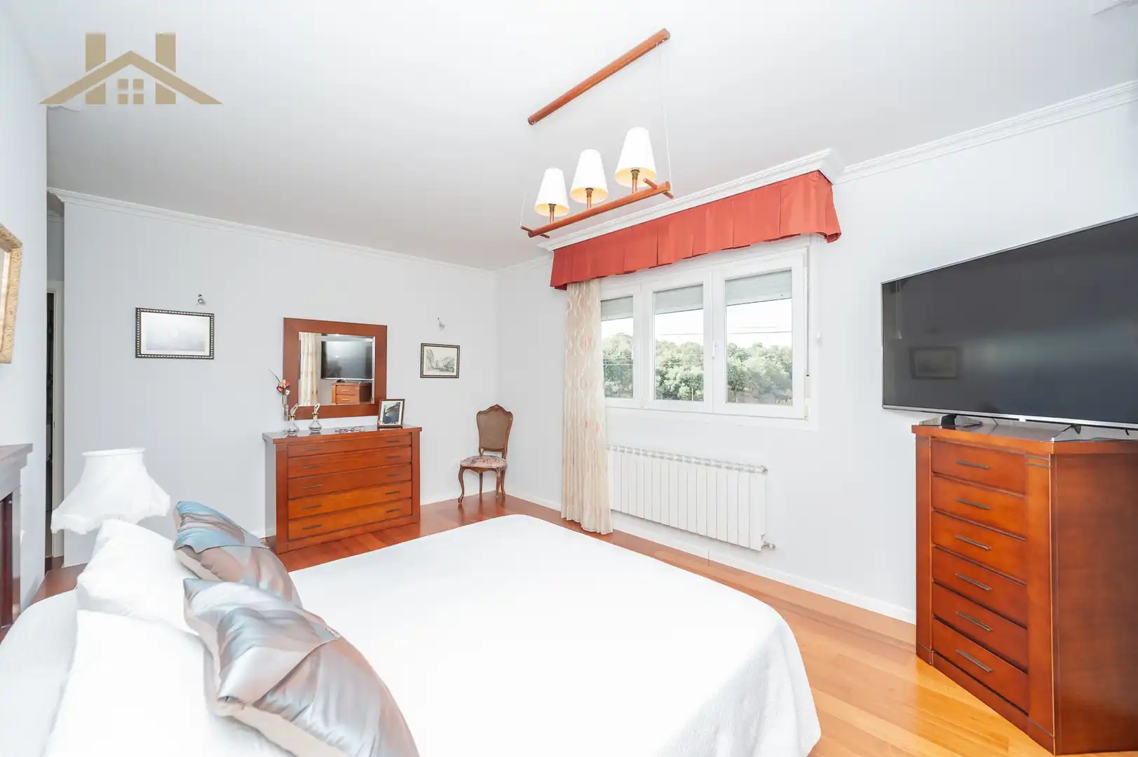 Dormitori de Casa o xalet en venda en Arroyomolinos (Madrid) amb Aire condicionat, Calefacció i Jardí privat