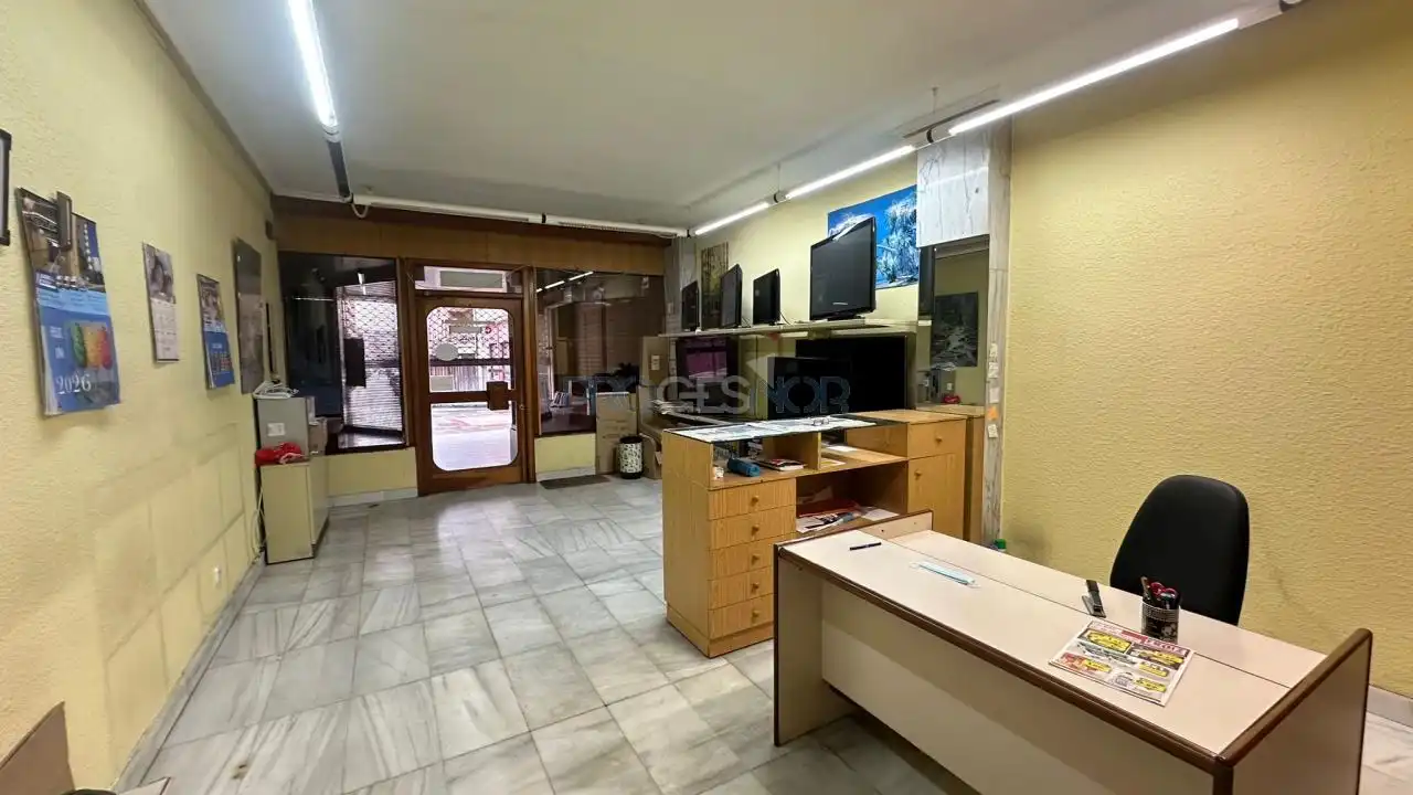 Local comercial en venda a Avenida San Mamés