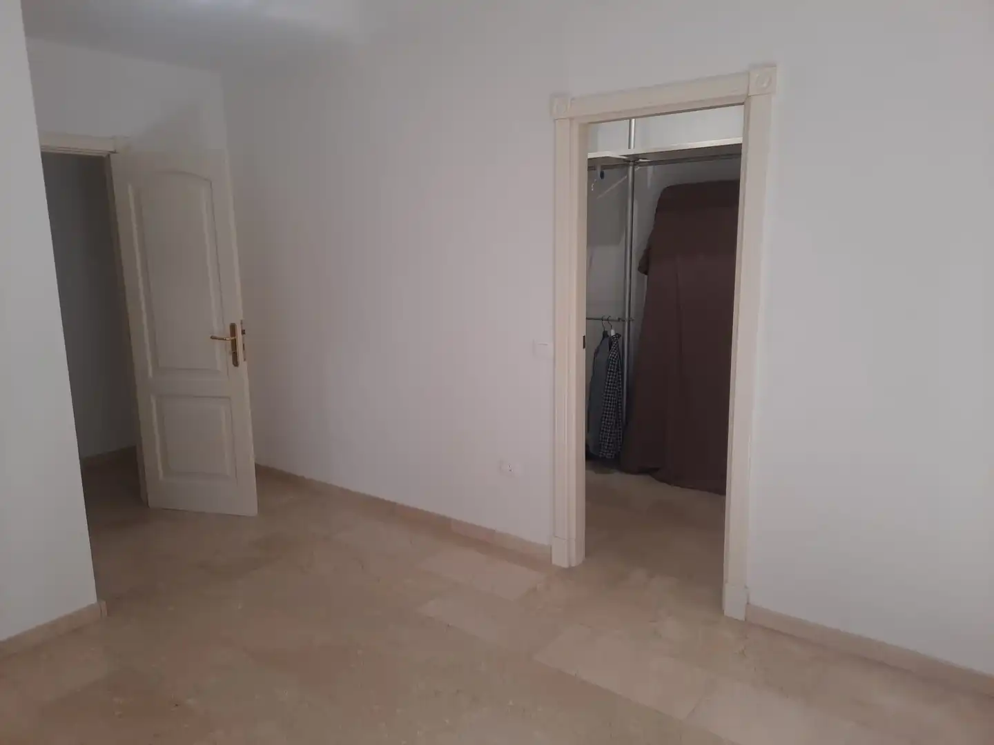 Piso en venta en Calle Juan Sebastian Elcano, 49, Radazul