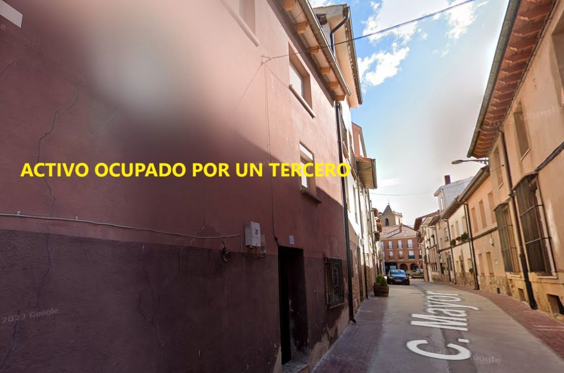 Casa adosada en venda a Calle Mayor, Uruñuela