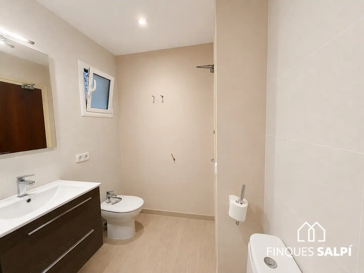 Bathroom of Apartments for sale in Palamós  with Terrace and Furnished