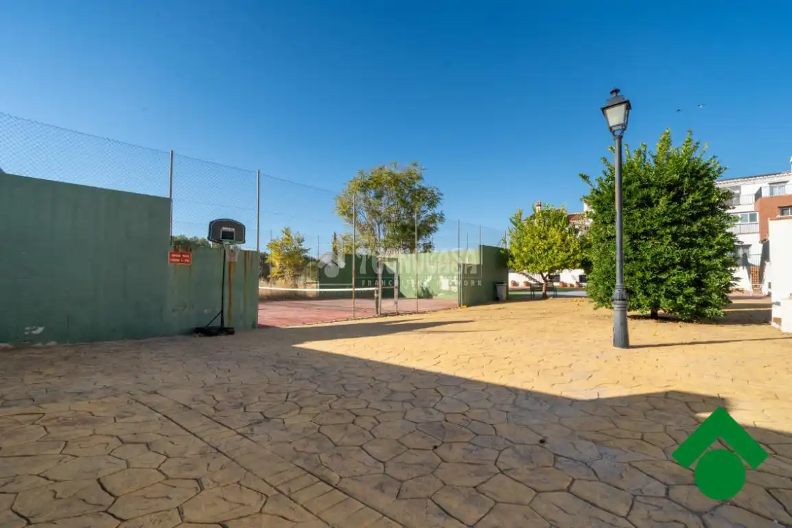 Casa adosada en venda a Atarfe