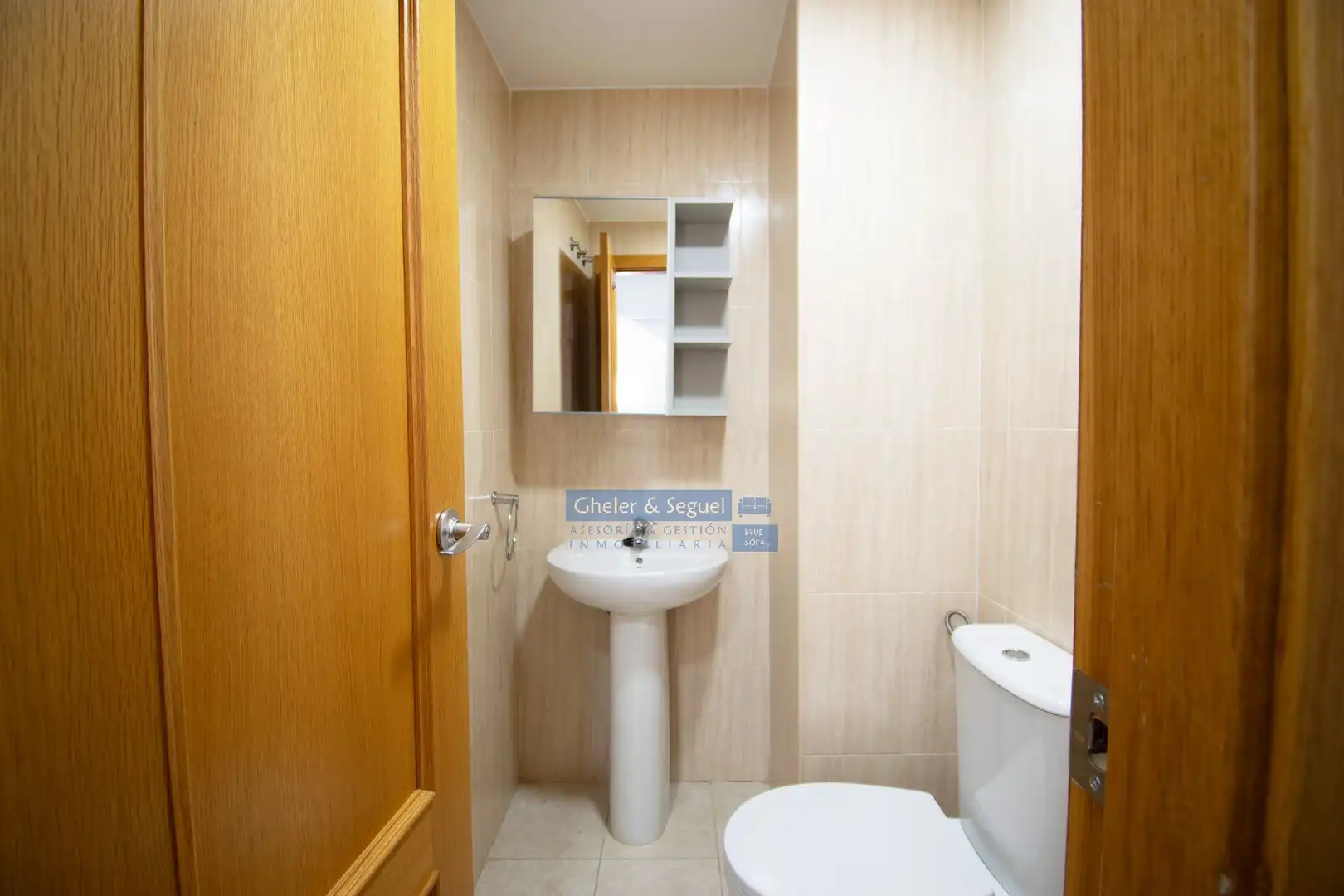 Baño de Casa adosada en venta en Sagunto / Sagunt con Terraza y Balcón