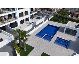 Piscina de Àtic en venda en Orihuela amb Aire condicionat i Calefacció