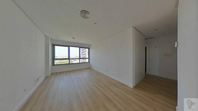 Piso en Venta en CL DULCE CHACON en Virgen del Cortijo - Manoteras