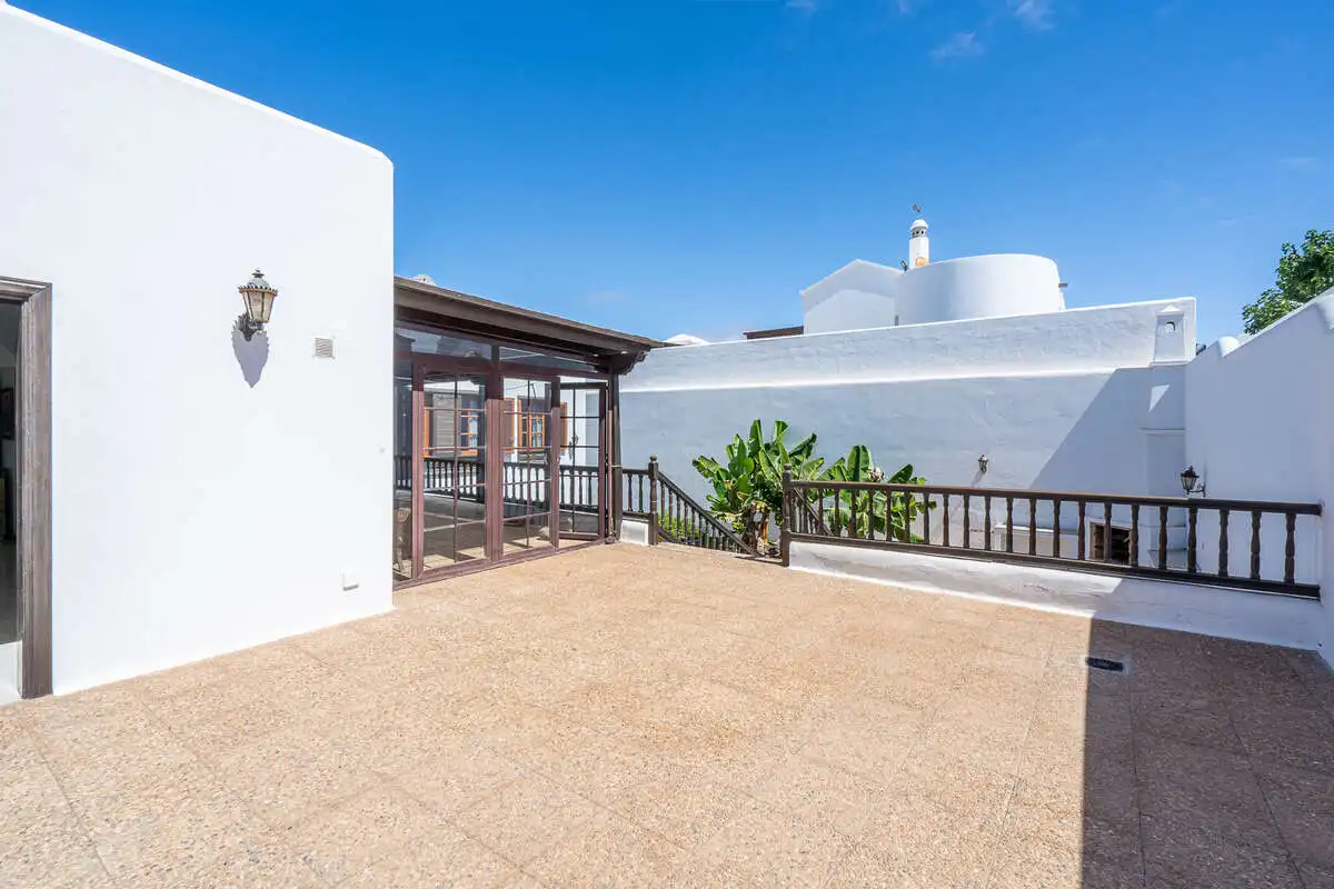 Terrassa de Casa o xalet en venda en Arrecife amb Jardí privat i Piscina