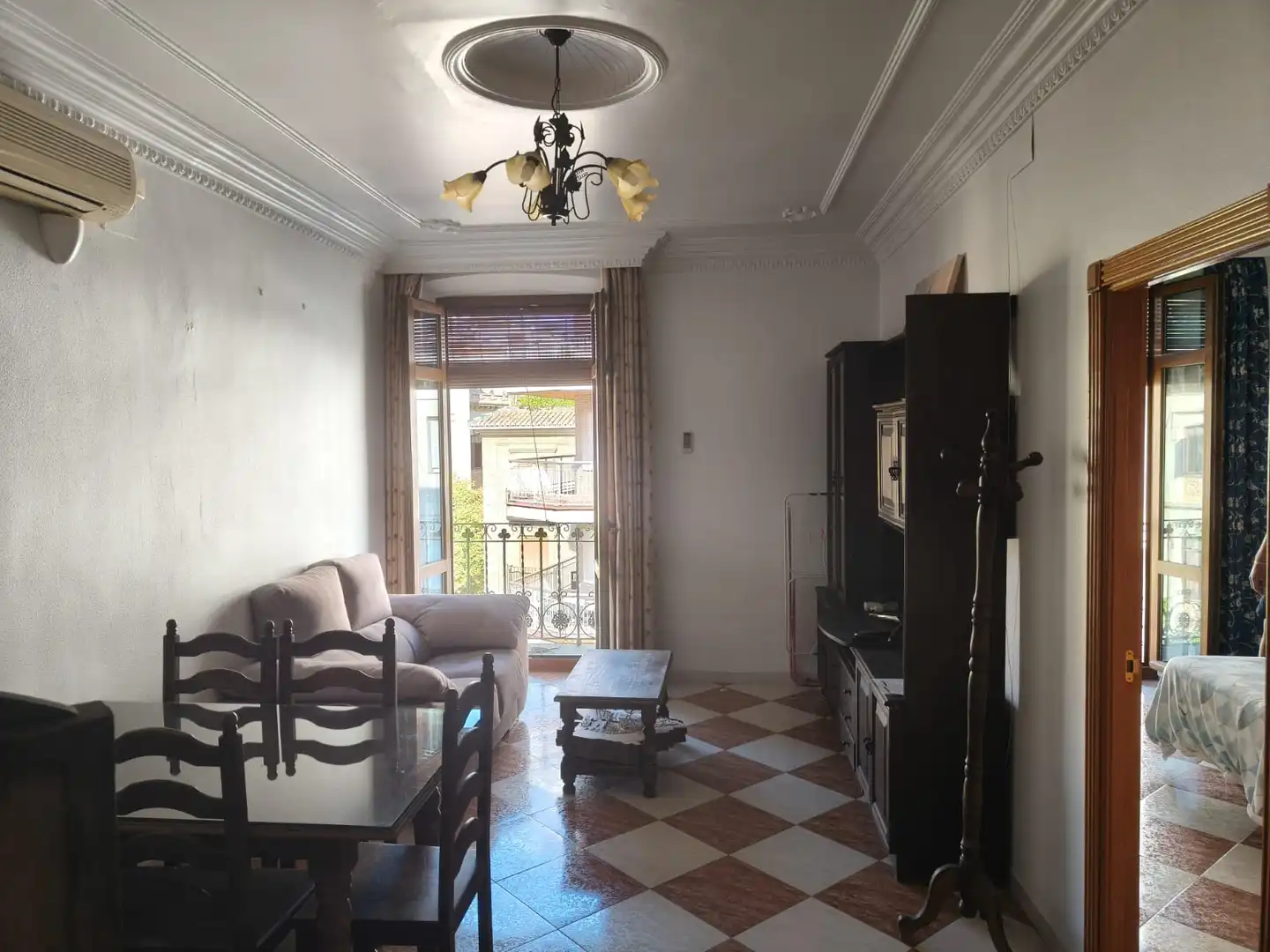 Sala d'estar de Pis de lloguer en Granada amb Aire condicionat, Moblat i Rentadora