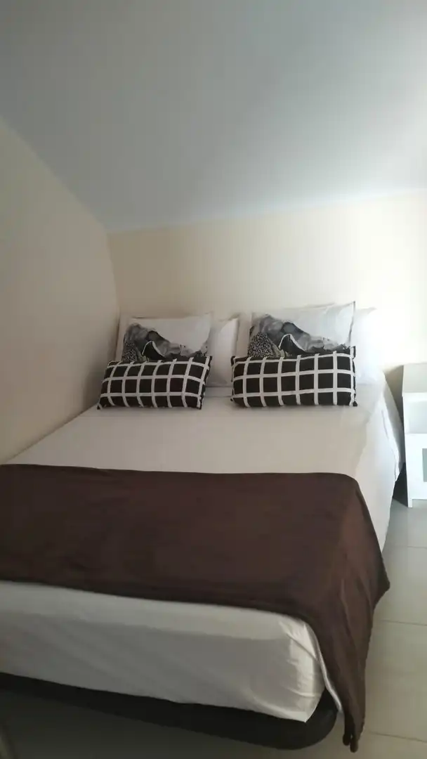 Habitación de Casa adosada en venta en Santiago del Teide con Terraza, Amueblado y Piscina comunitaria