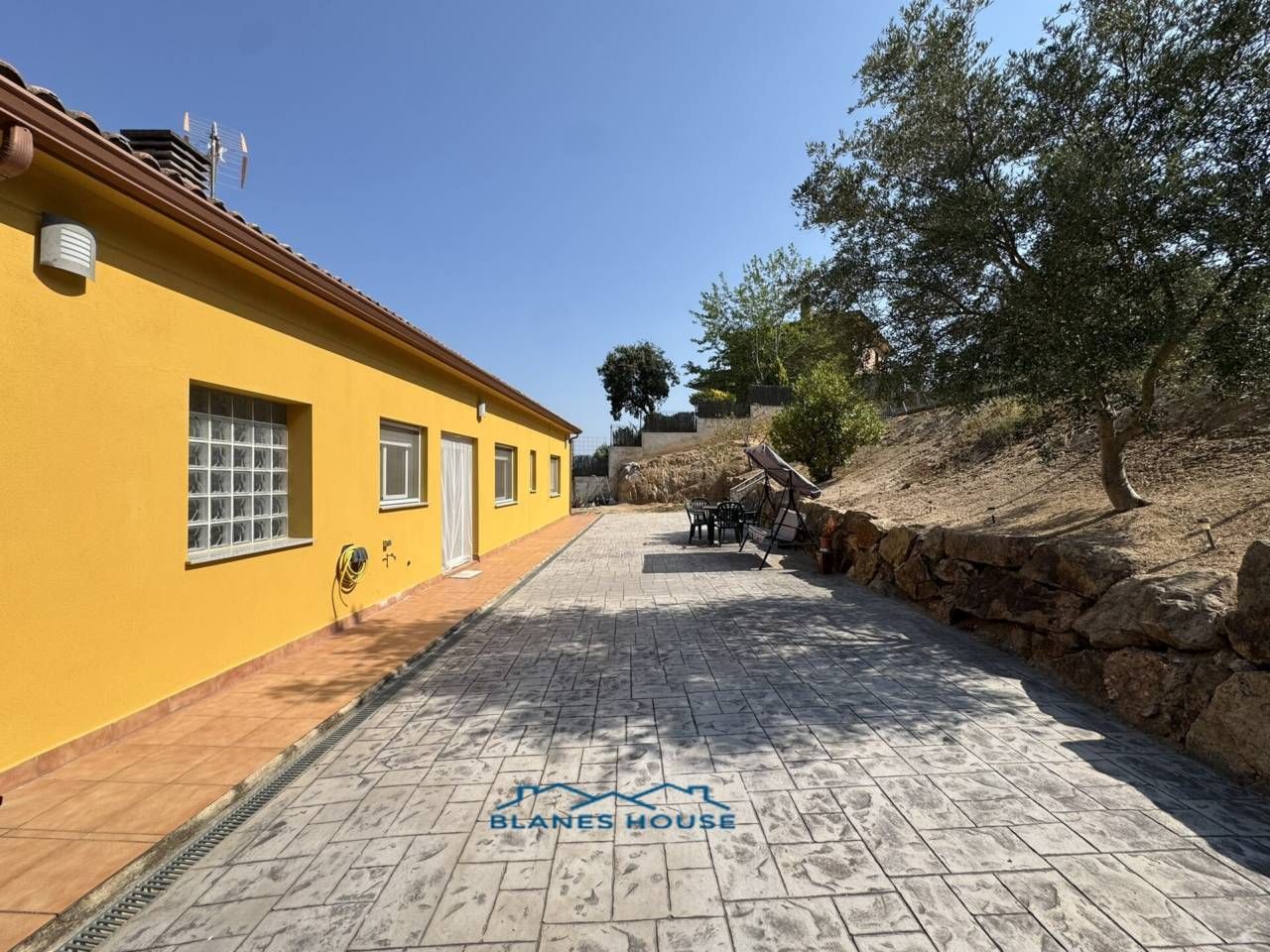 Exterior view of House or chalet for sale in Maçanet de la Selva  with Heating, Private garden and Terrace