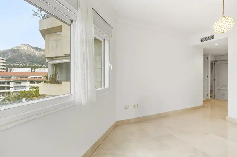 Apartament amb piscina en venda a Milla de Oro, imagen 13