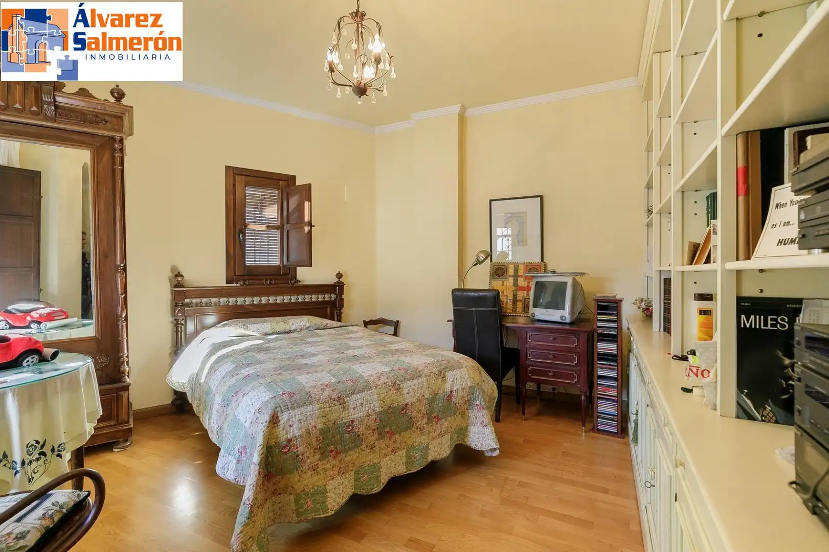 Casa aparellada amb jardí en venda a DEL CHAPIZ, imagen 9
