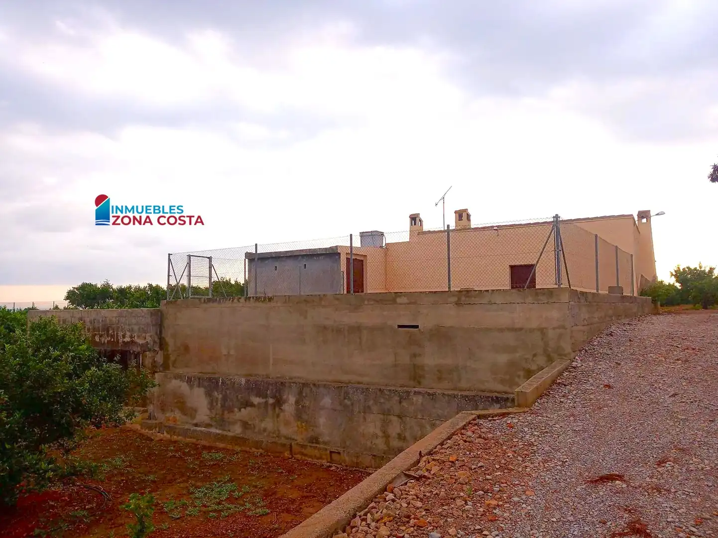 Exterior view of Country homes for sale in Vilamarxant  with Private garden, Terrace and Storage room