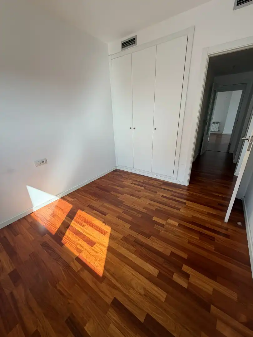 Flat with terrace for sale in Parc d’Europa, imagen 7