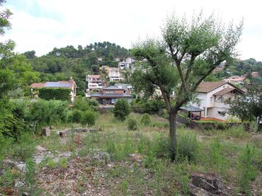 Terreny residencial en venda a Pallejà