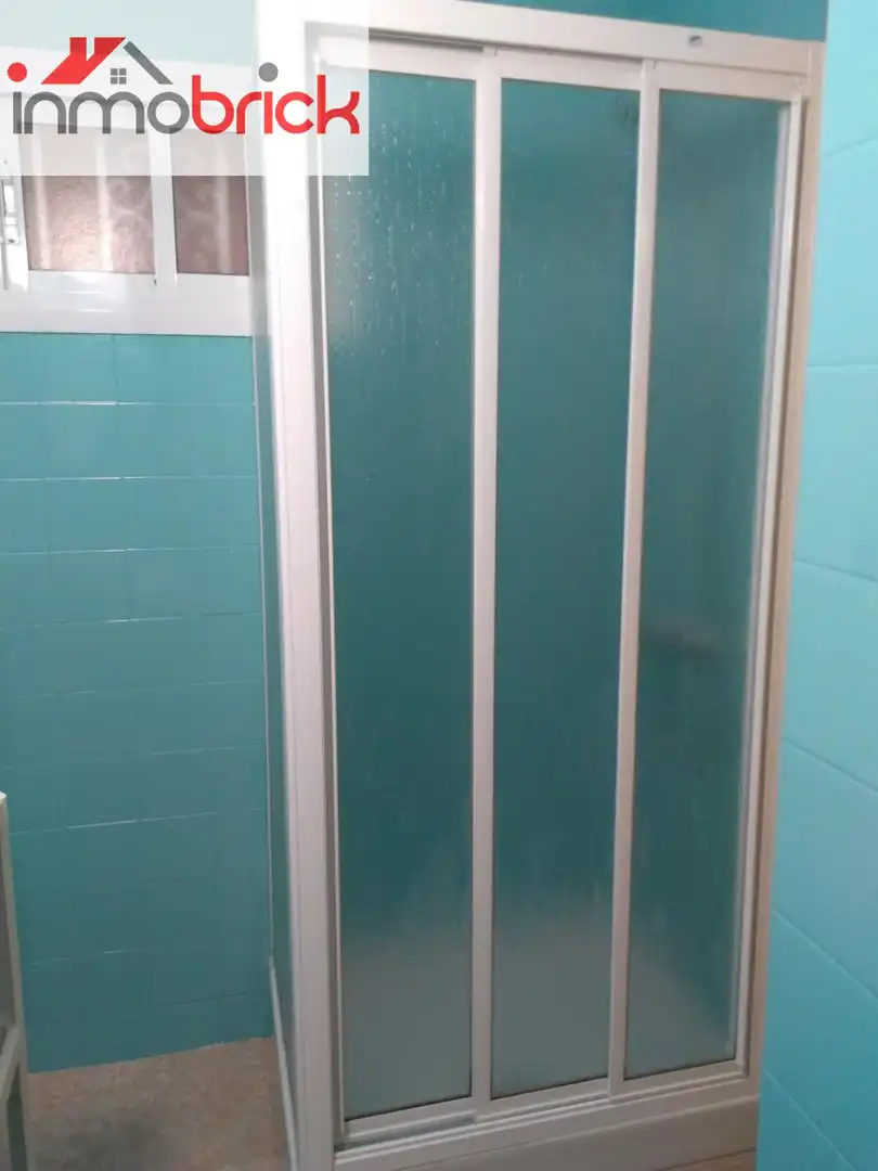 Baño de Piso de alquiler en Benalmádena con Piscina comunitaria