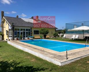 Swimming pool of House or chalet for sale in Lugo Capital  with Heating, Private garden and Terrace