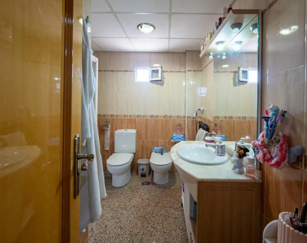 Bany de Edifici en venda en Murcia