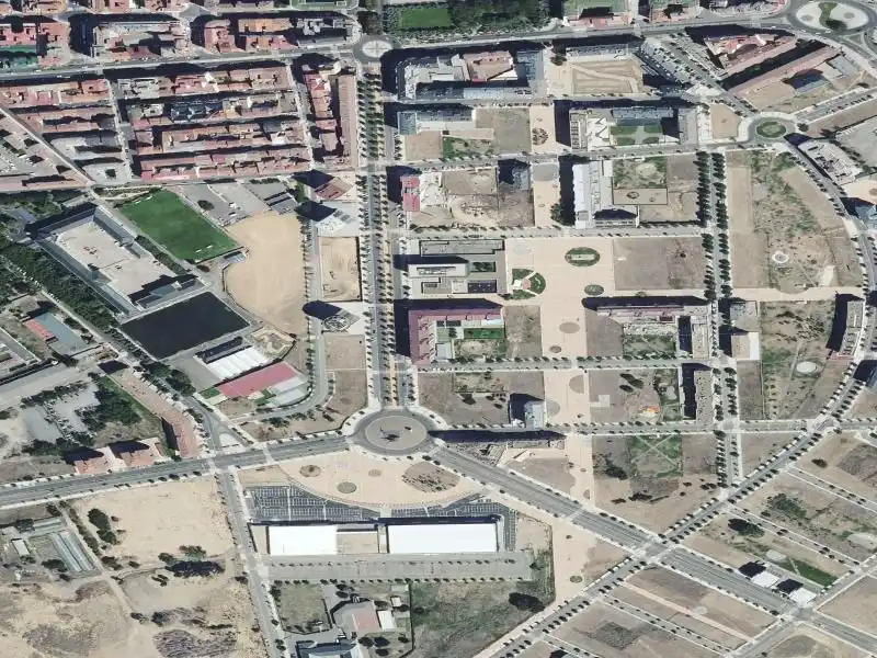 Local comercial en venda a Avenida Jose Aguado, imagen 3