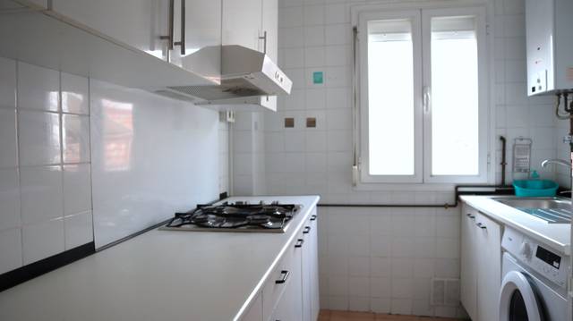 Piso en Venta en Calle de Jaime Vera en Puerta del Ángel