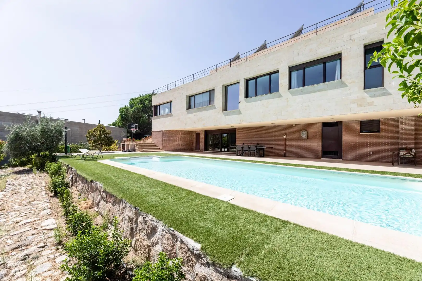 Detached house with terrace for sale in Los Peñascales