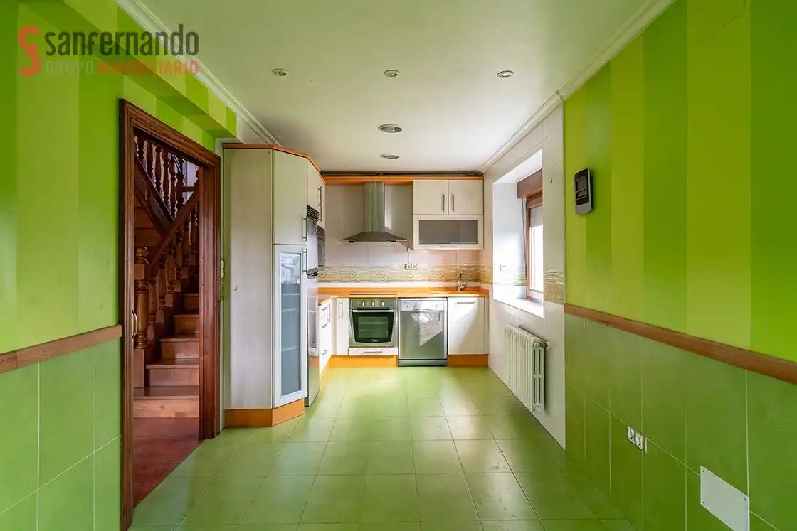 Haus mit Terrasse zum Verkauf in Barrio La Maza 67, imagen 6