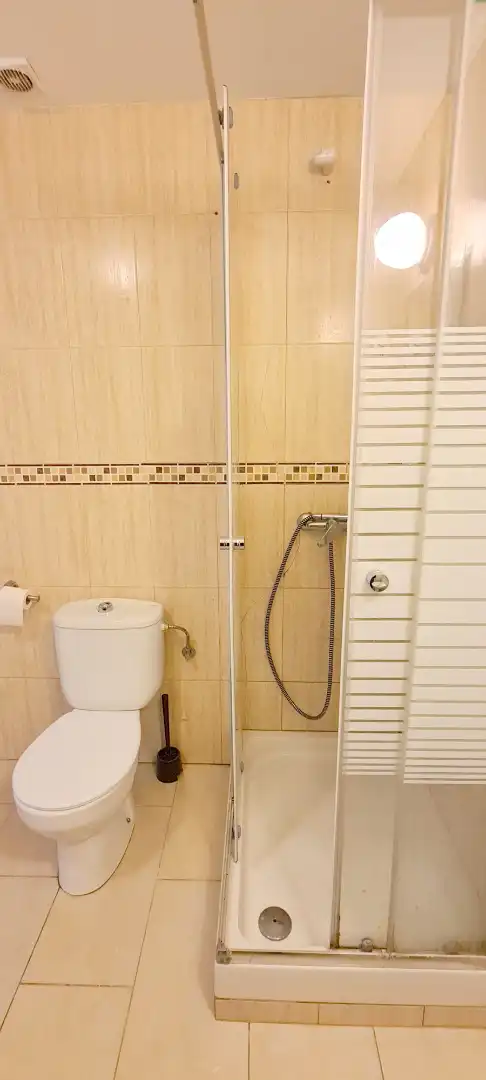 Bany de Pis de lloguer en Barcelona amb Aire condicionat, Calefacció i Parquet